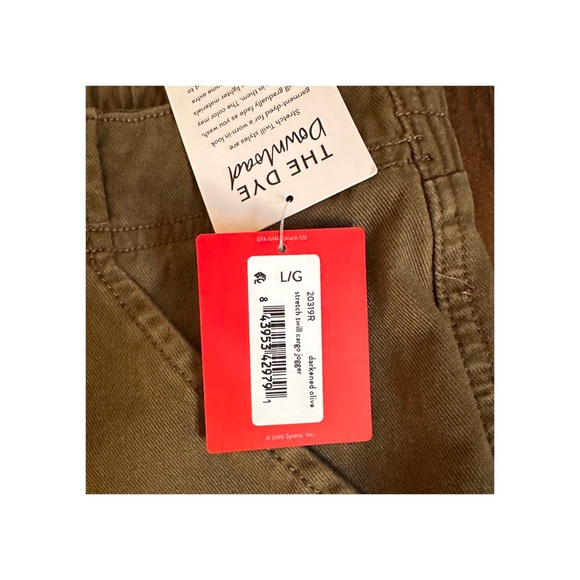 Spanx Twill Joggers in Darkened Olive - Picture 4 of 7